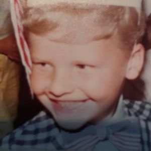 Meet your Posher, Eddie